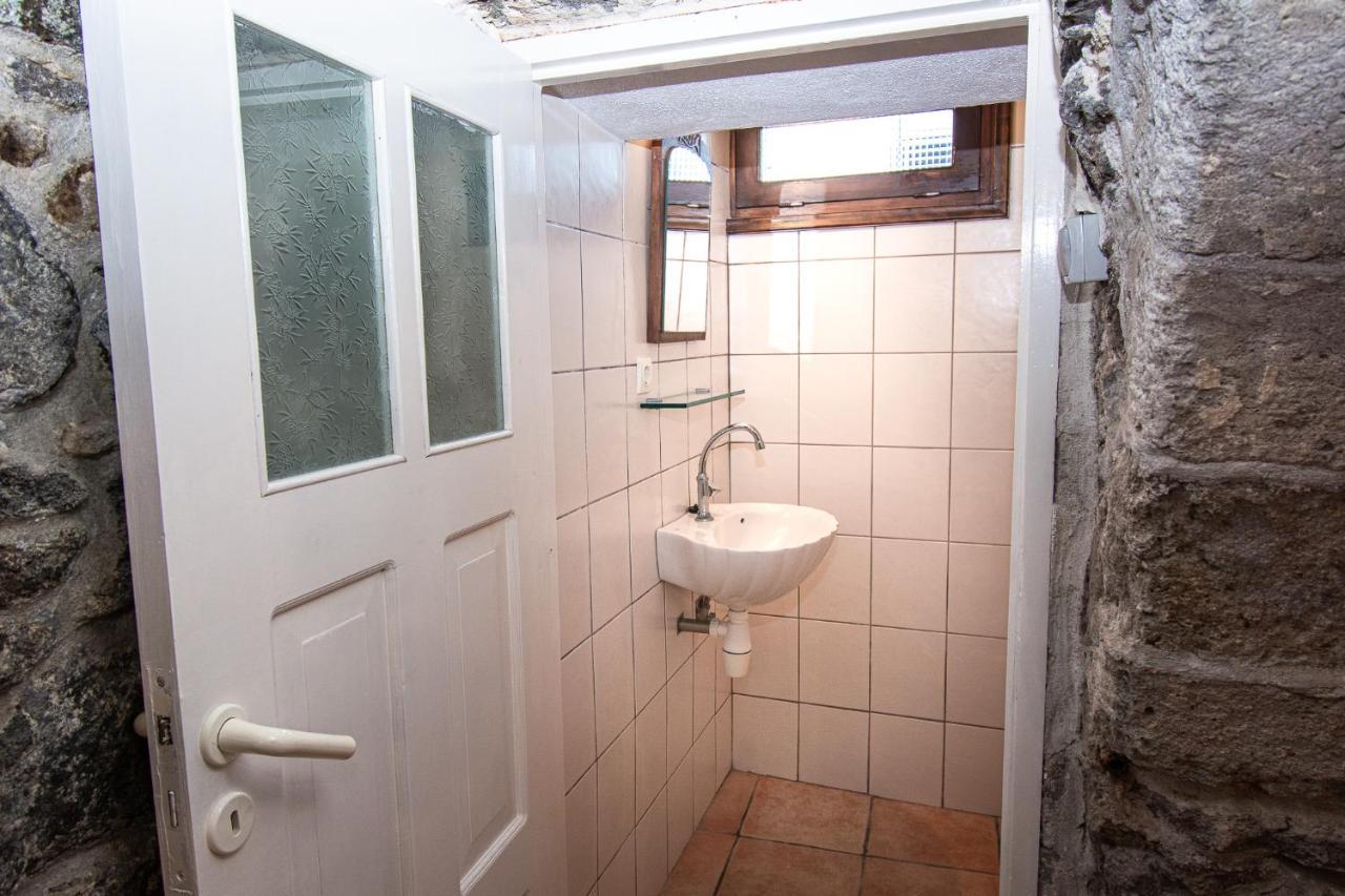 Plousiadi΄S Stone House Apartment Paloi Exterior photo
