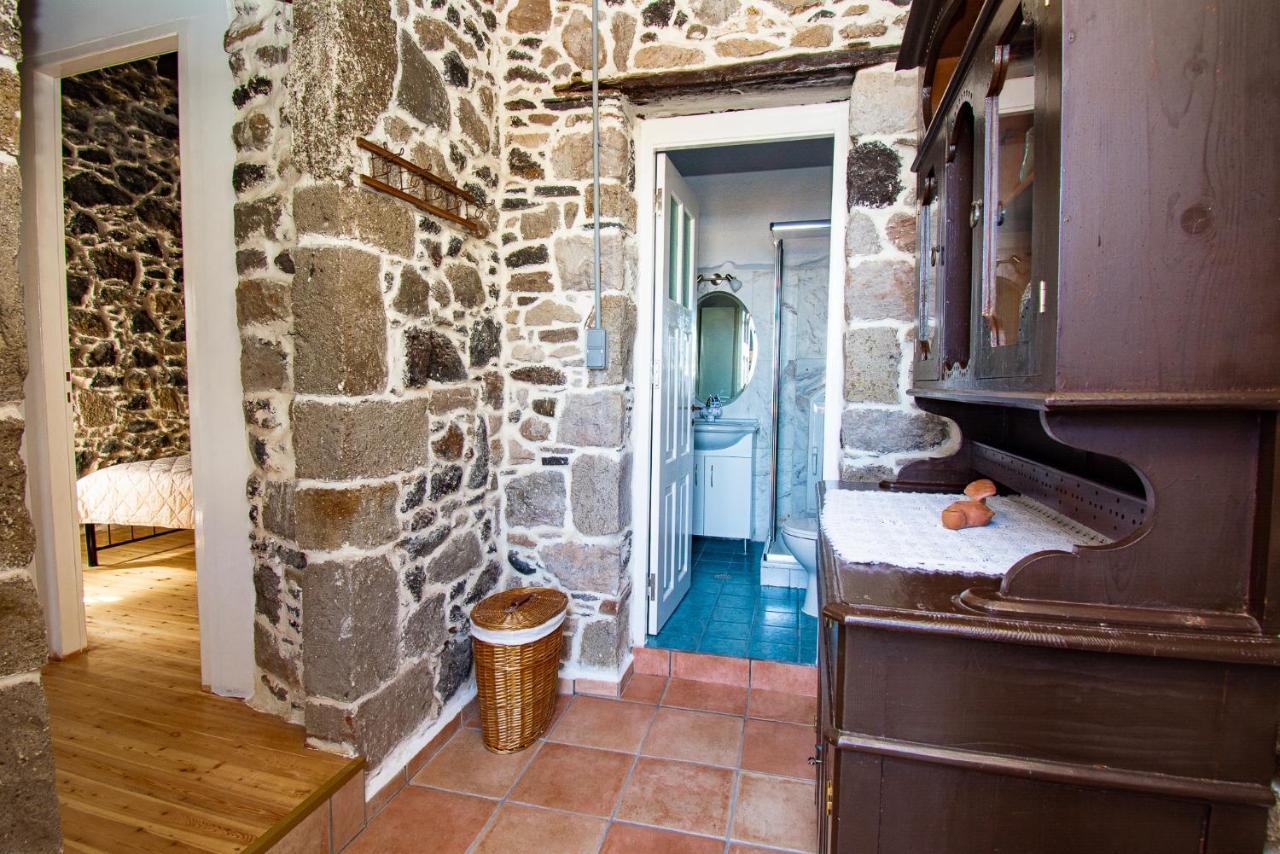 Plousiadi΄S Stone House Apartment Paloi Exterior photo
