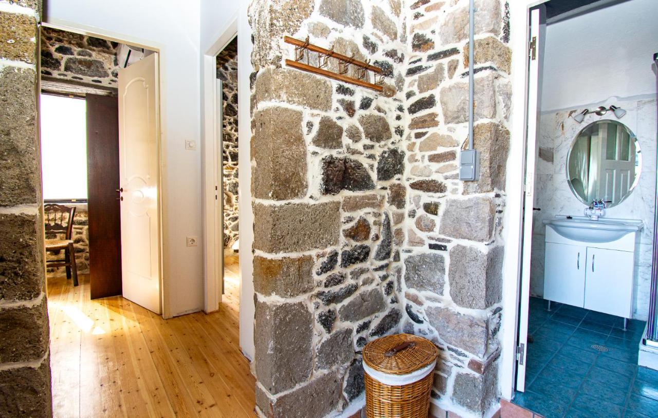 Plousiadi΄S Stone House Apartment Paloi Exterior photo