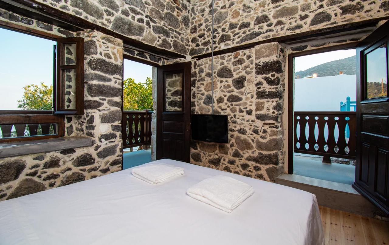 Plousiadi΄S Stone House Apartment Paloi Exterior photo