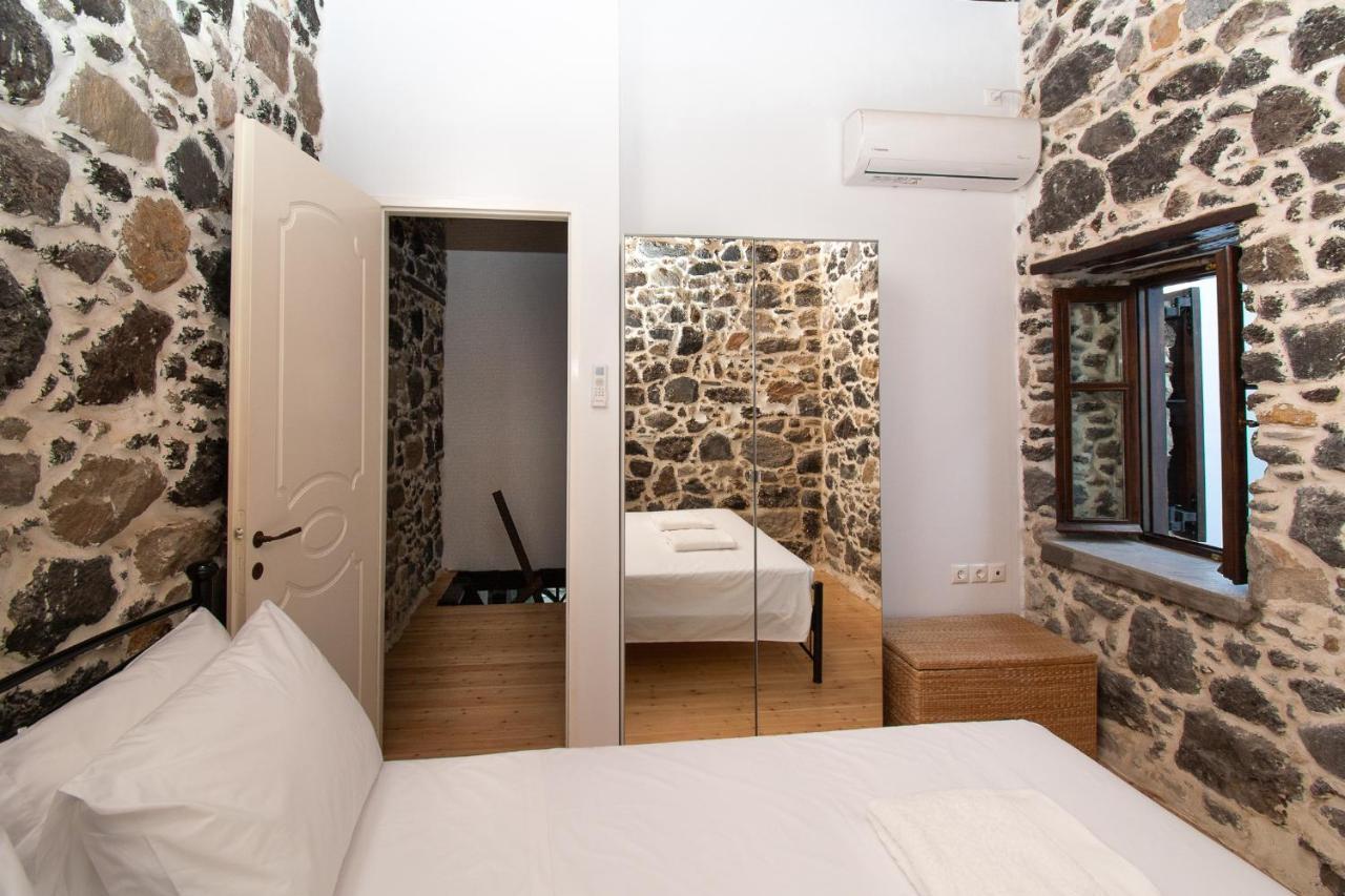 Plousiadi΄S Stone House Apartment Paloi Exterior photo